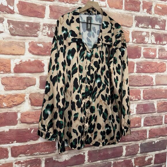 Boohoo Tunic Top Women's Size 22 Multicolor Leopard Animal Print Satin Button Up - Picture 2 of 10